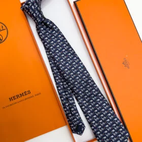 HERMES - Dark Blue ANIMALS PATTERN SILK TIE Image