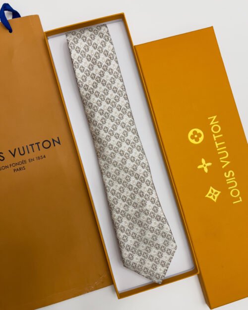 Louis Vuitton Beige VINTAGE BEAR SILK TIE