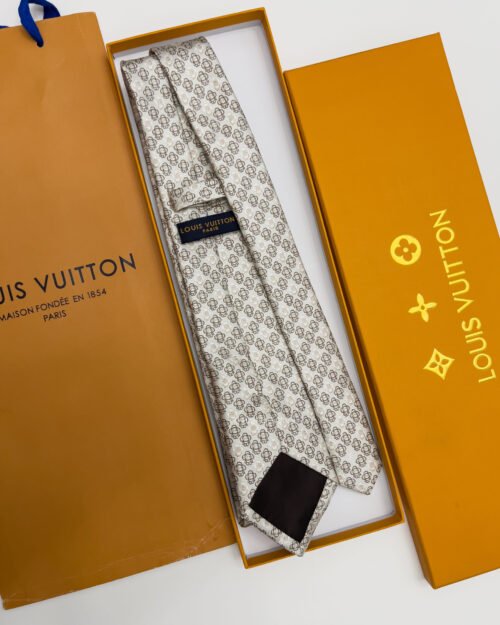 Louis Vuitton Beige VINTAGE BEAR SILK TIE