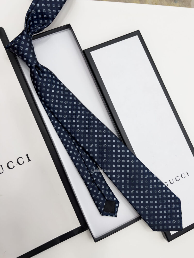 Gucci Navy GG FLOWER PATTERN SILK TIE