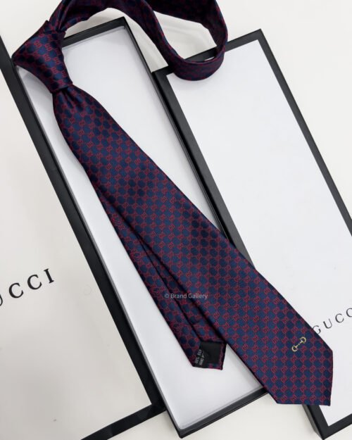 Gucci Navy and Red GG SILK JACQUARD TIE