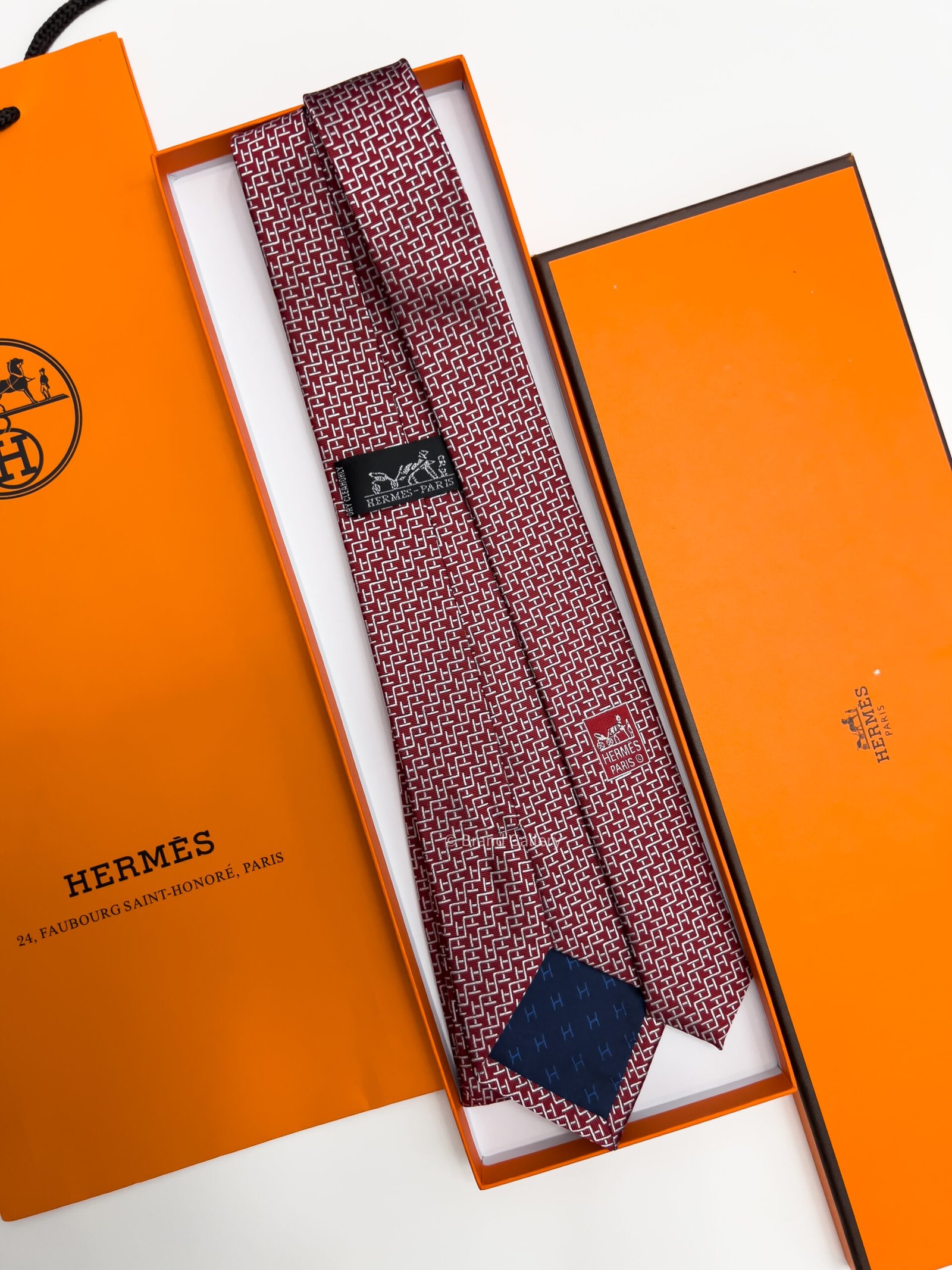 Hermes Dark Red H STAIRS PATTERN SILK TIE