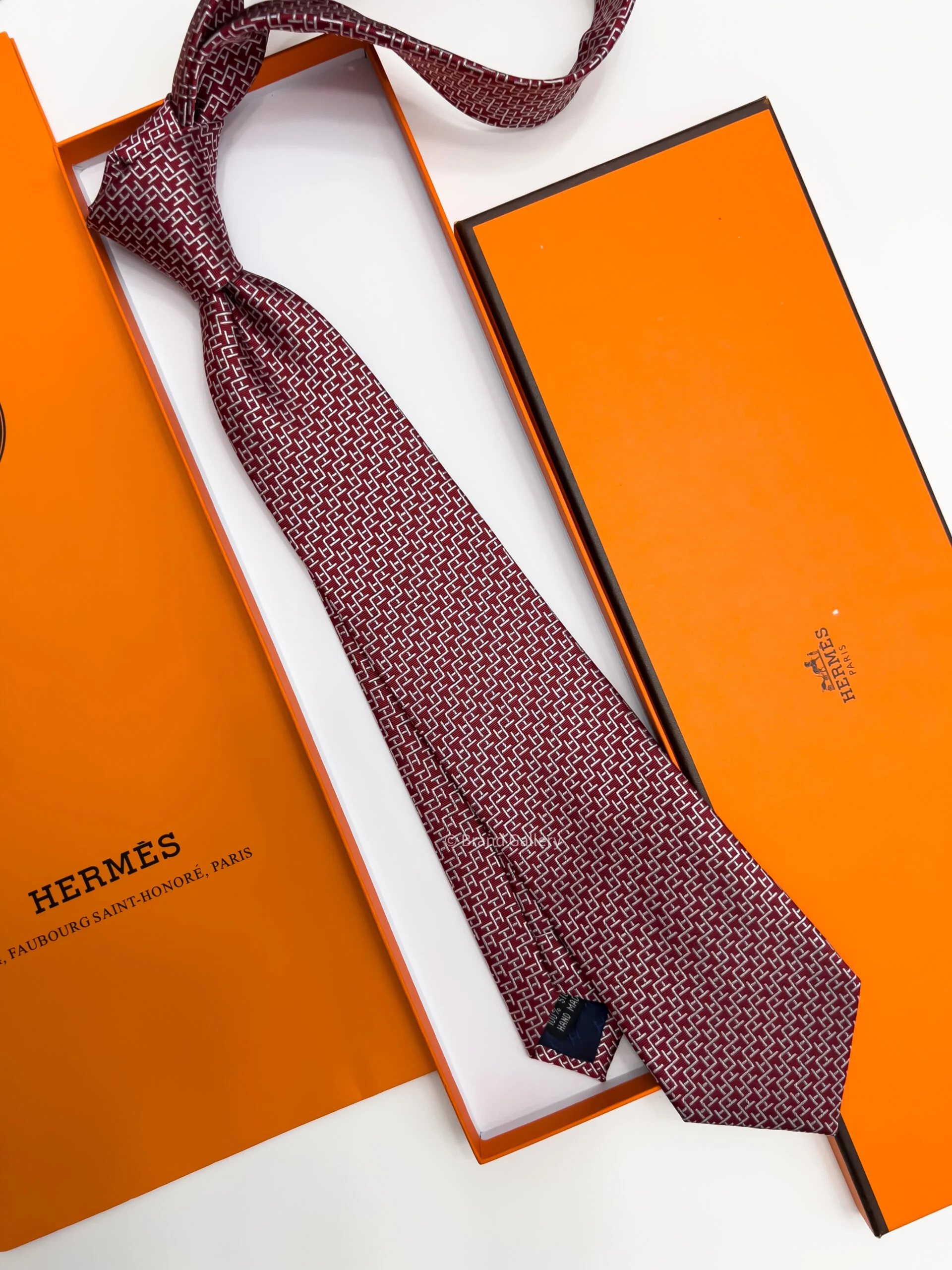 Hermes Dark Red H STAIRS PATTERN SILK TIE