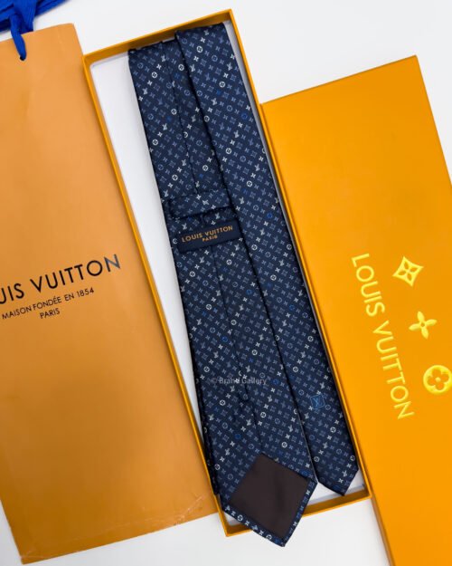 Louis Vuitton Navy DIAGONAL LV PATTERN SILK TIE