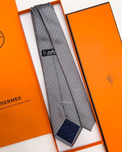 Hermes Grey H STAIRS PATTERN SILK TIE