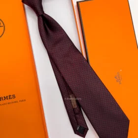 HERMES - Bordeaux CROSS H PATTERN SILK TIE Image