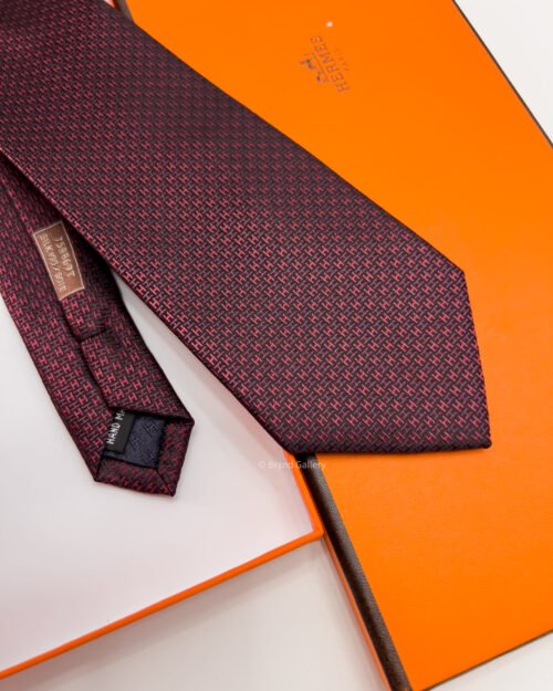 Hermes Bordeaux CROSS H PATTERN SILK TIE