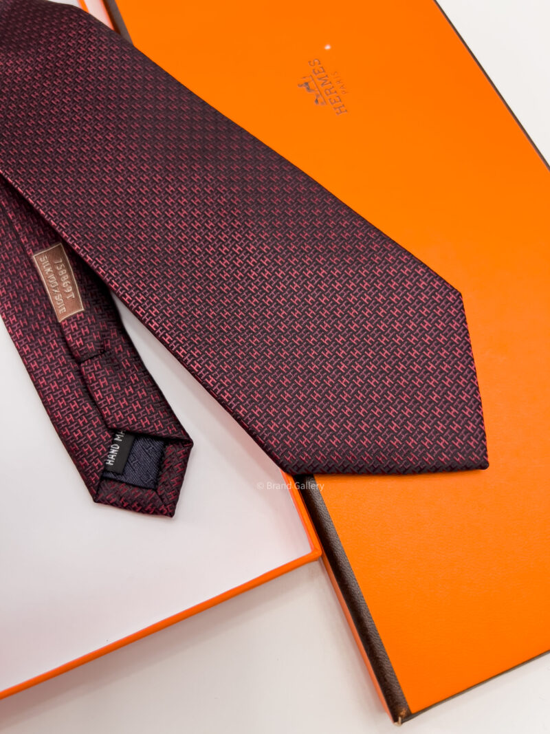 Hermes Bordeaux CROSS H PATTERN SILK TIE