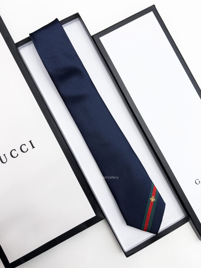 Gucci Navy FRAMED BEE WEB STRIPE SILK TIE