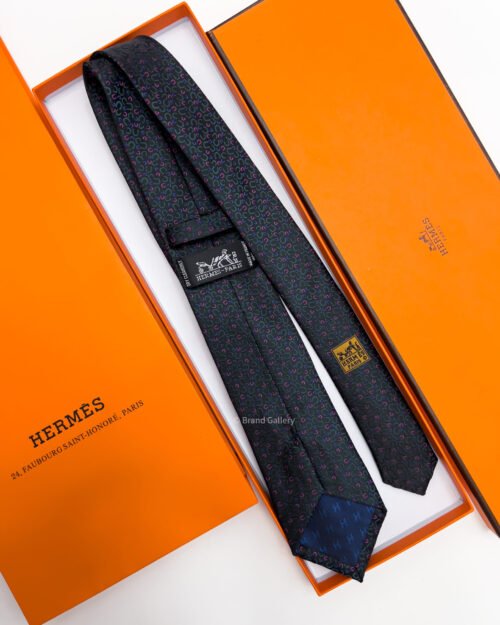 Hermes Black HORSESHOE SILK TIE