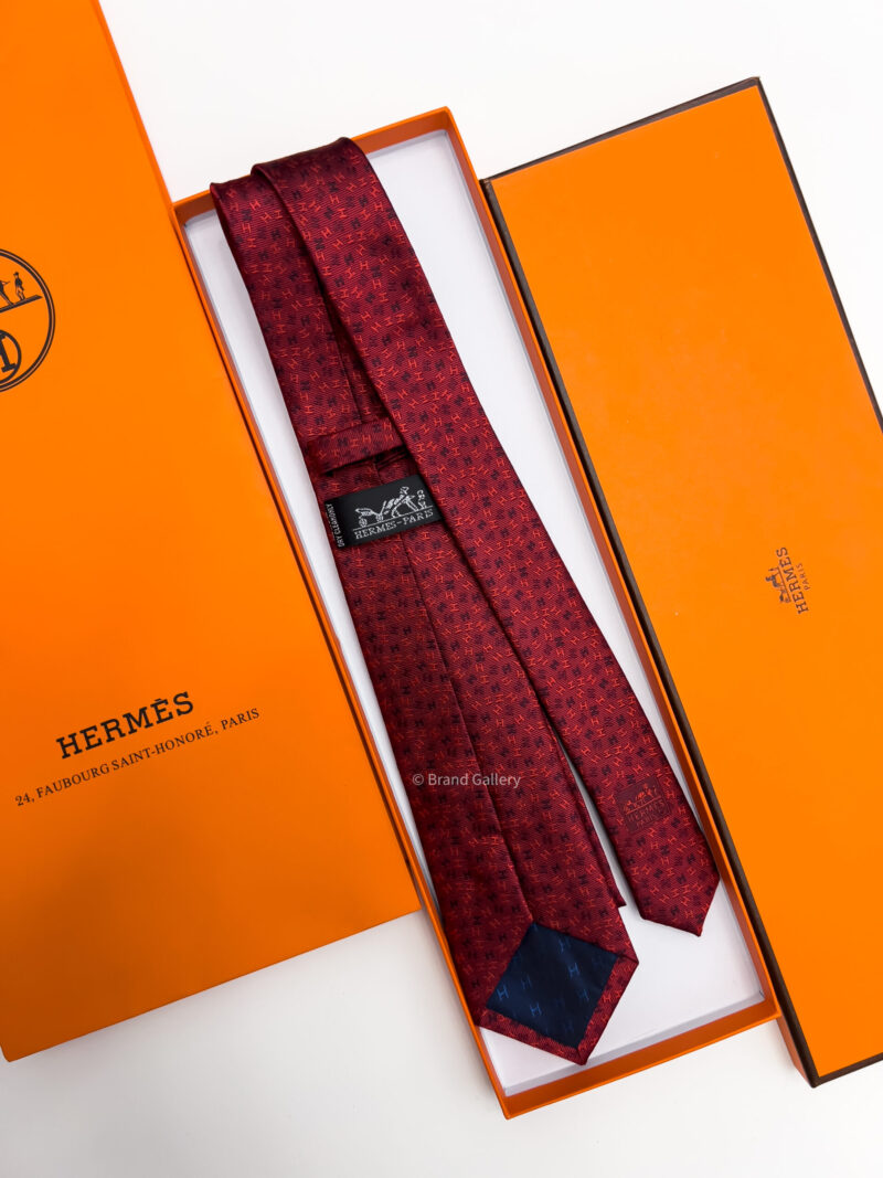 Hermes Red H PATTERN SILK TIE