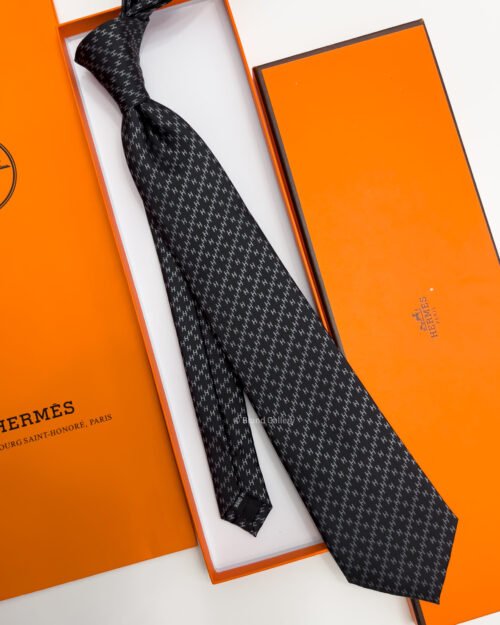 Hermes Black DIAMOND H PATTERN SILK TIE