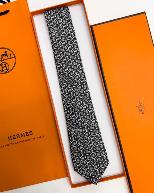 Hermes Black and White VECTOR H SILK TIE