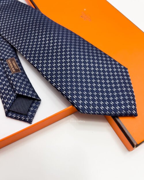 Hermes Hermes Navy CROSS H PATTERN SILK TIE
