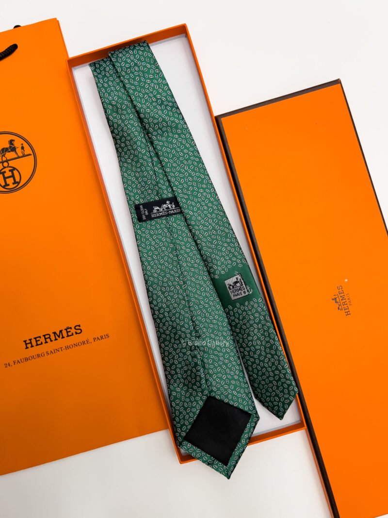 Hermes Green PETITS MAILLONS SILK TIE