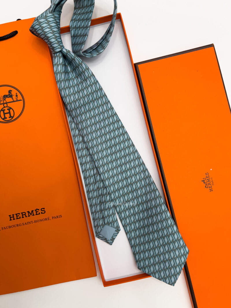 Hermes Powder Blue H ROW PATTERN SILK TIE