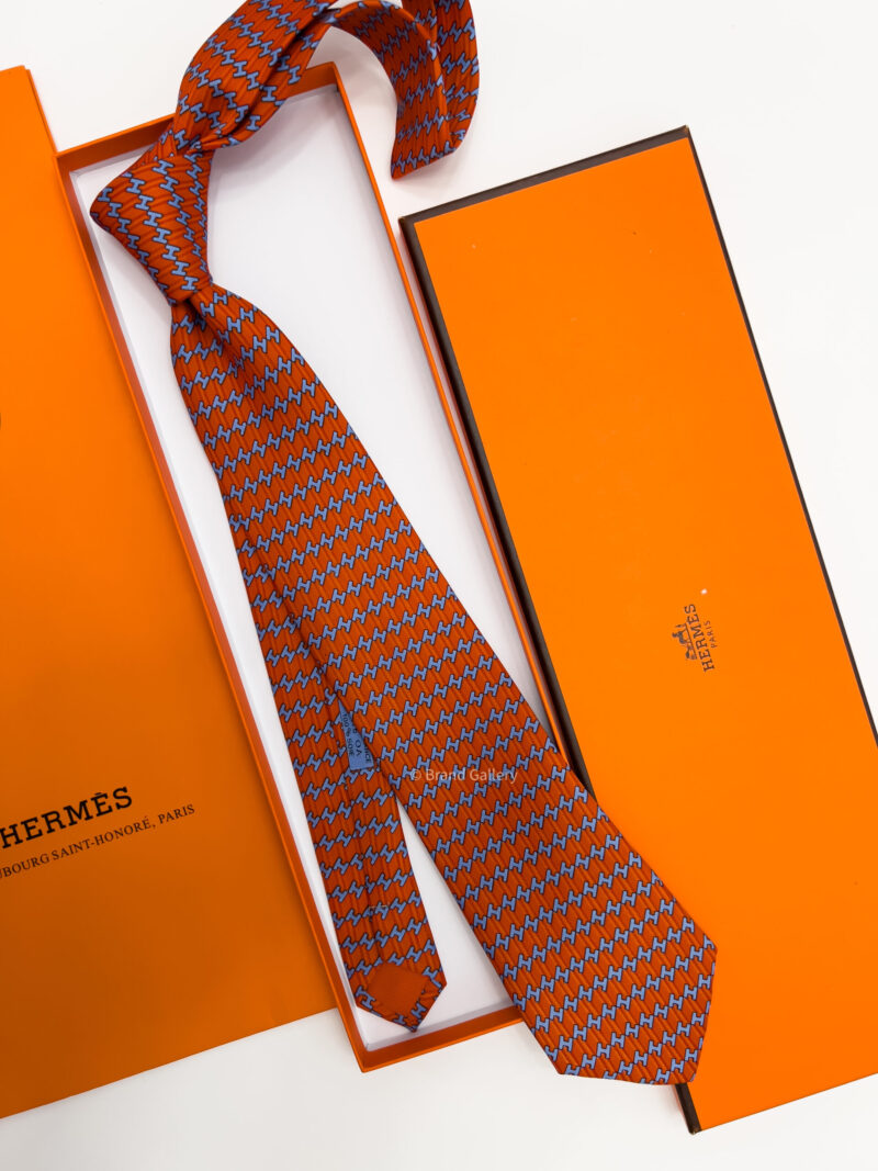 Hermes Orange H ROW PATTERN SILK TIE