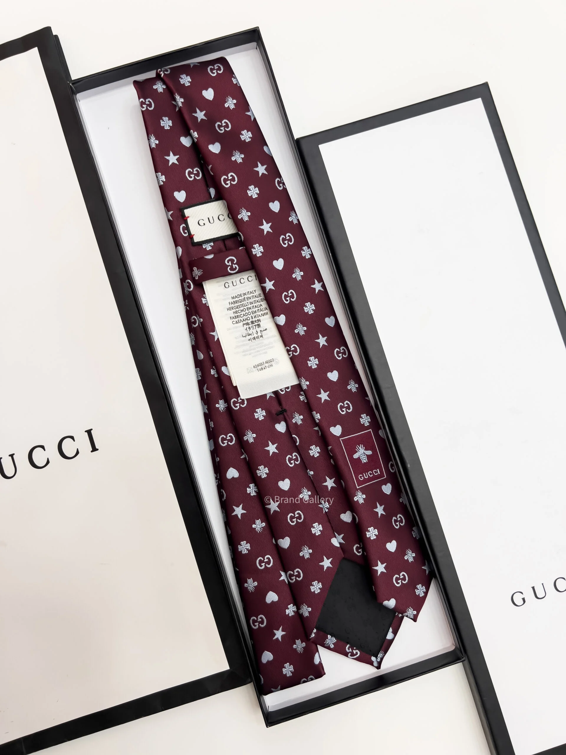 Gucci Maroon GG STARS HEARTS PATTERN SILK TIE