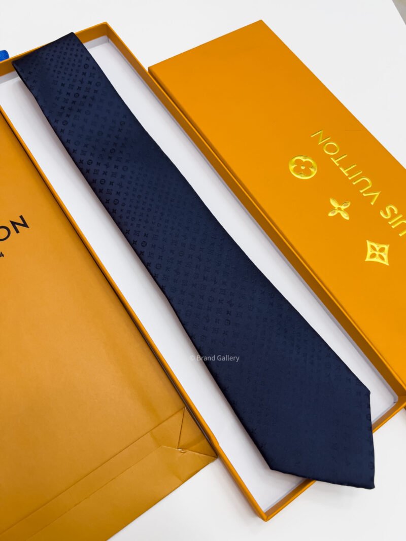 Louis Vuitton Navy BEYOND MONOGRAM SILK TIE