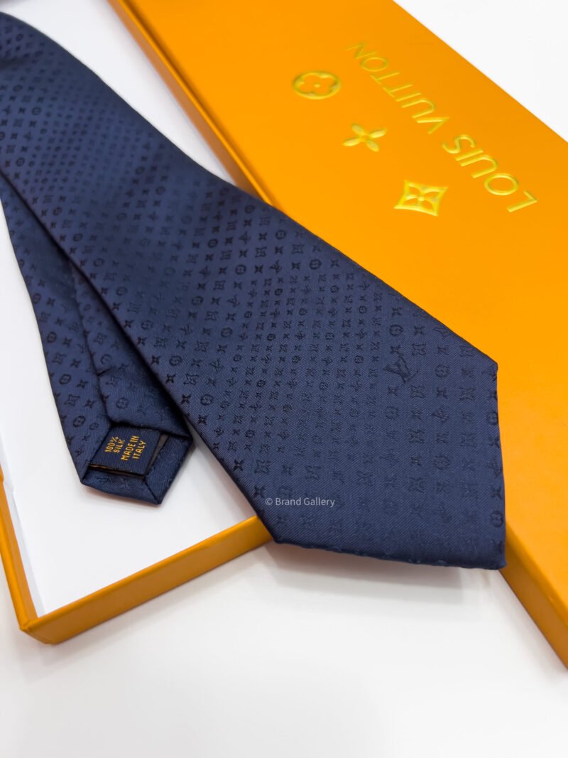 Louis Vuitton Navy BEYOND MONOGRAM SILK TIE