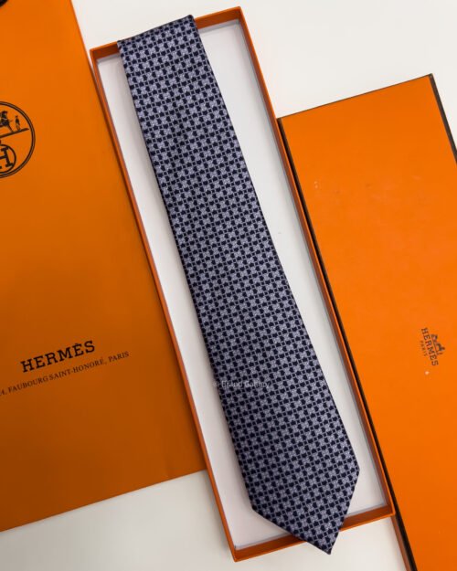 Hermes Purple MORS LOVE SILK TIE
