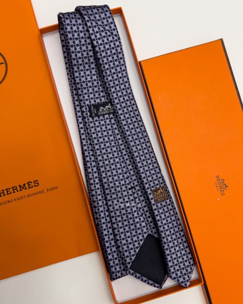 Hermes Purple MORS LOVE SILK TIE