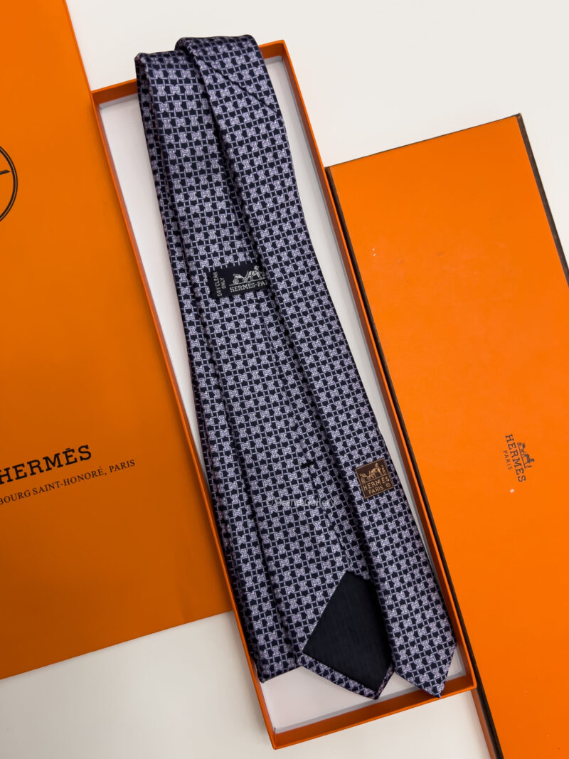 Hermes Purple MORS LOVE SILK TIE