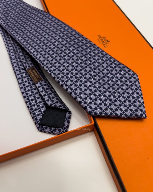 Hermes Purple MORS LOVE SILK TIE