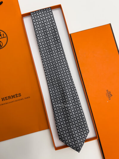 Hermes Grey MORS LOVE SILK TIE