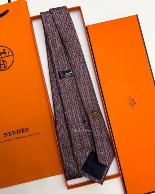 Hermes Burgundy LIGHT CHAIN SILK TIE