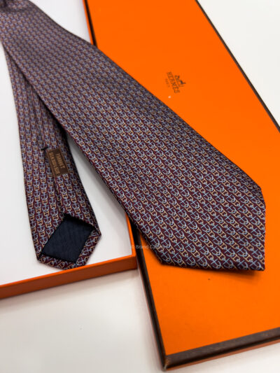 Hermes Burgundy LIGHT CHAIN SILK TIE