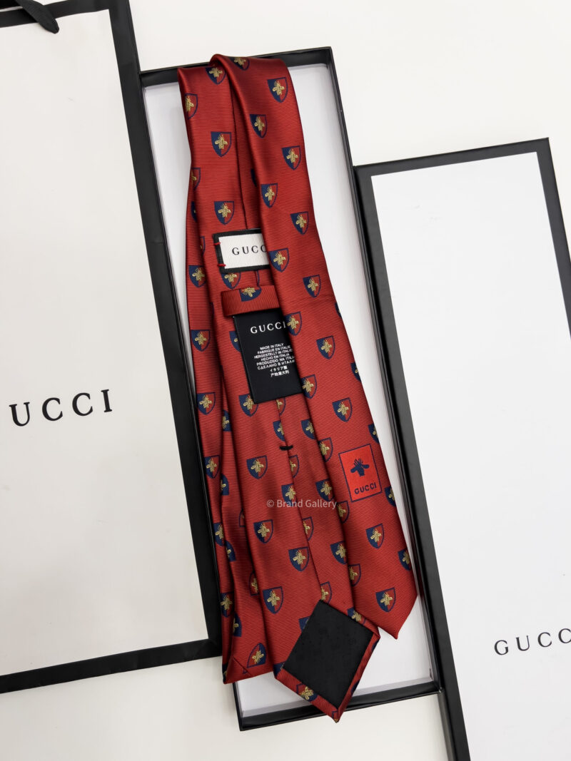 Gucci Red CREST BEE PATTERN SILK TIE