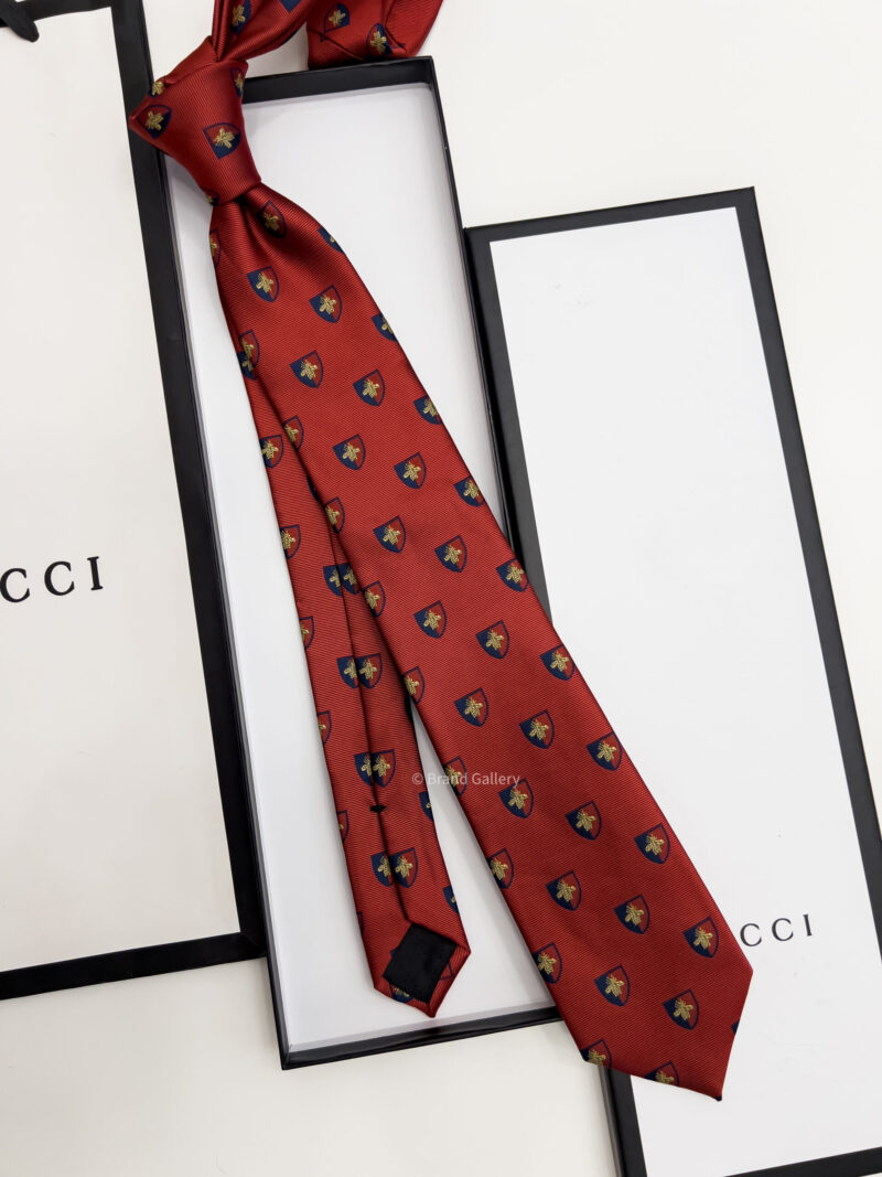 Gucci Red CREST BEE PATTERN SILK TIE