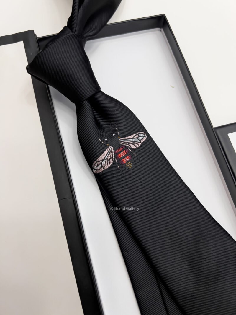 Gucci Black GIANT BEE SILK TIE