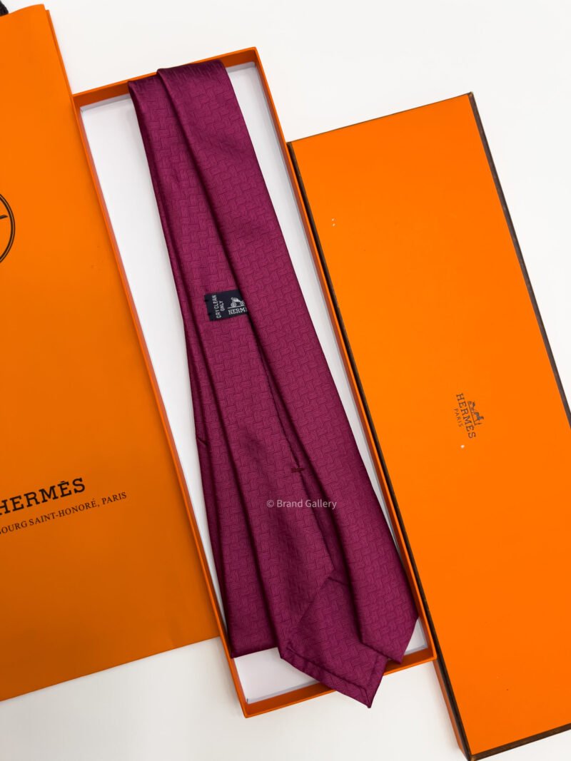 Hermes Maroon FACONNEE H SILK TIE