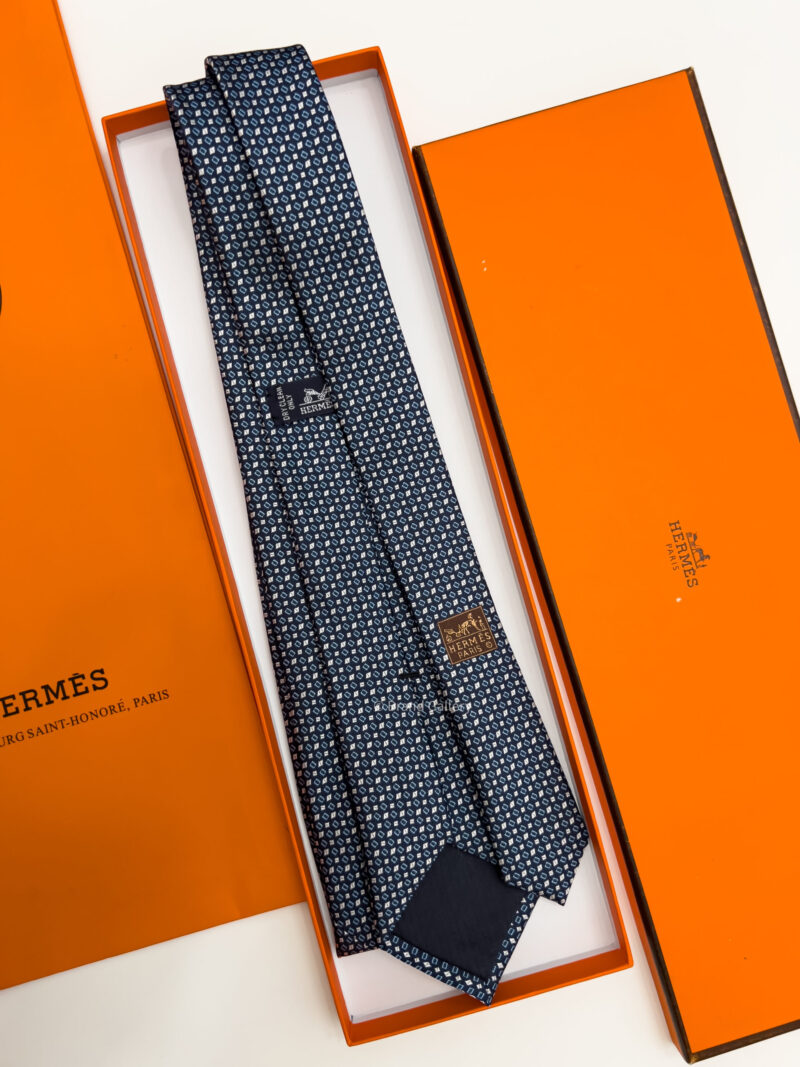 Hermes Navy Blue MAILLON SHIRTING SILK TIE