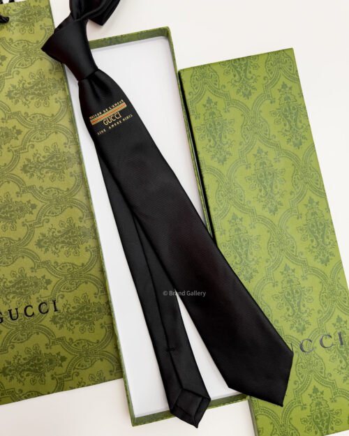 Gucci Black SINE AMORE NIHIL SILK TIE