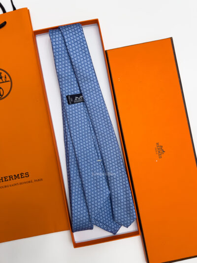 Hermes Light Blue FACONNEE FRAMED H SILK TIE