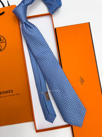 Hermes Light Blue FACONNEE FRAMED H SILK TIE