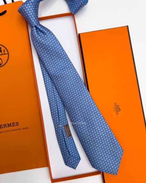 Hermes Light Blue FACONNEE FRAMED H SILK TIE