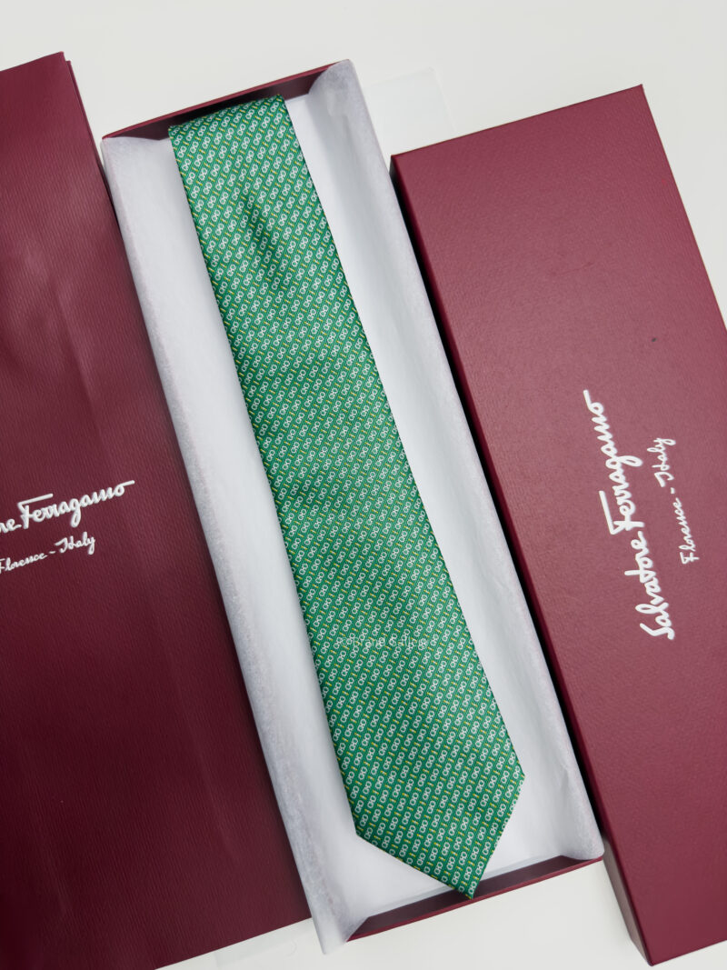 Ferragamo Green ITALIC GANCINI PATTERN SILK TIE