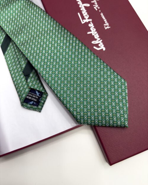 Ferragamo Green ITALIC GANCINI PATTERN SILK TIE