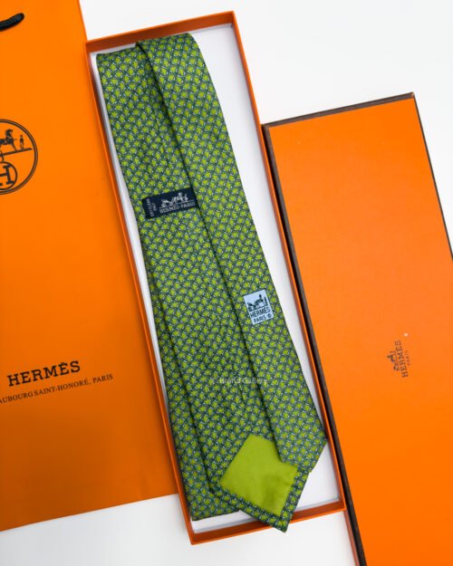 Hermes Interlocking HORSESHOE PATTERN SOFT SILK TIE