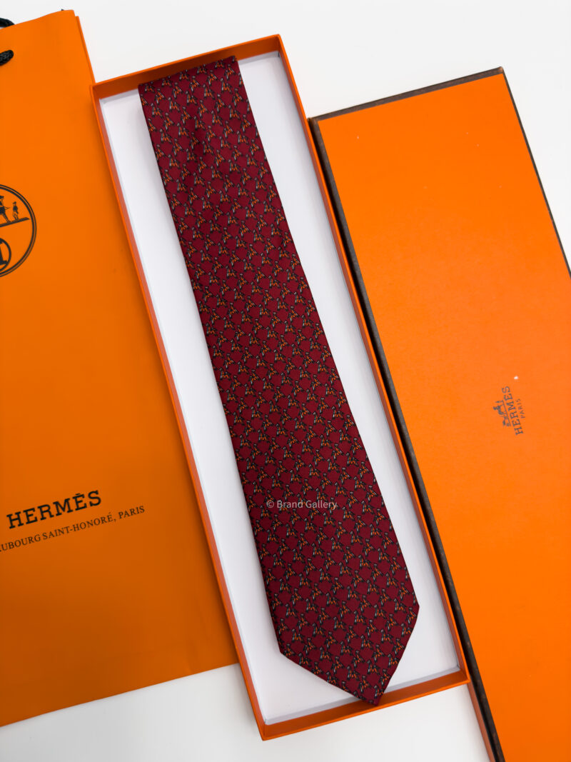 Hermes Maroon ORIGAMI HORSE PATTERN SOFT SILK TIE