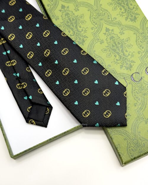 Gucci Black Double G and HEARTS PATTERN SILK TIE