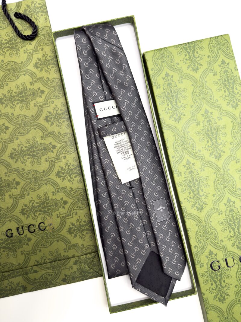 Gucci Anthracite Grey Signature HORSEBIT PATTERN SILK TIE