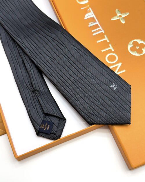 Louis Vuitton Black Oversize EPI SILK TIE