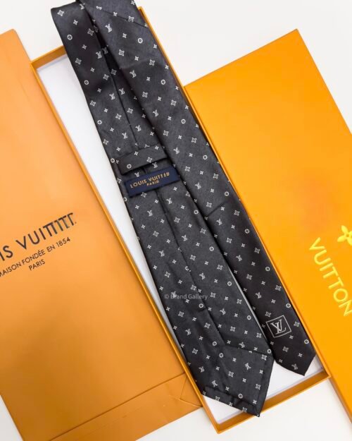 Louis Vuitton Black CLASSIC L.V SILK TIE