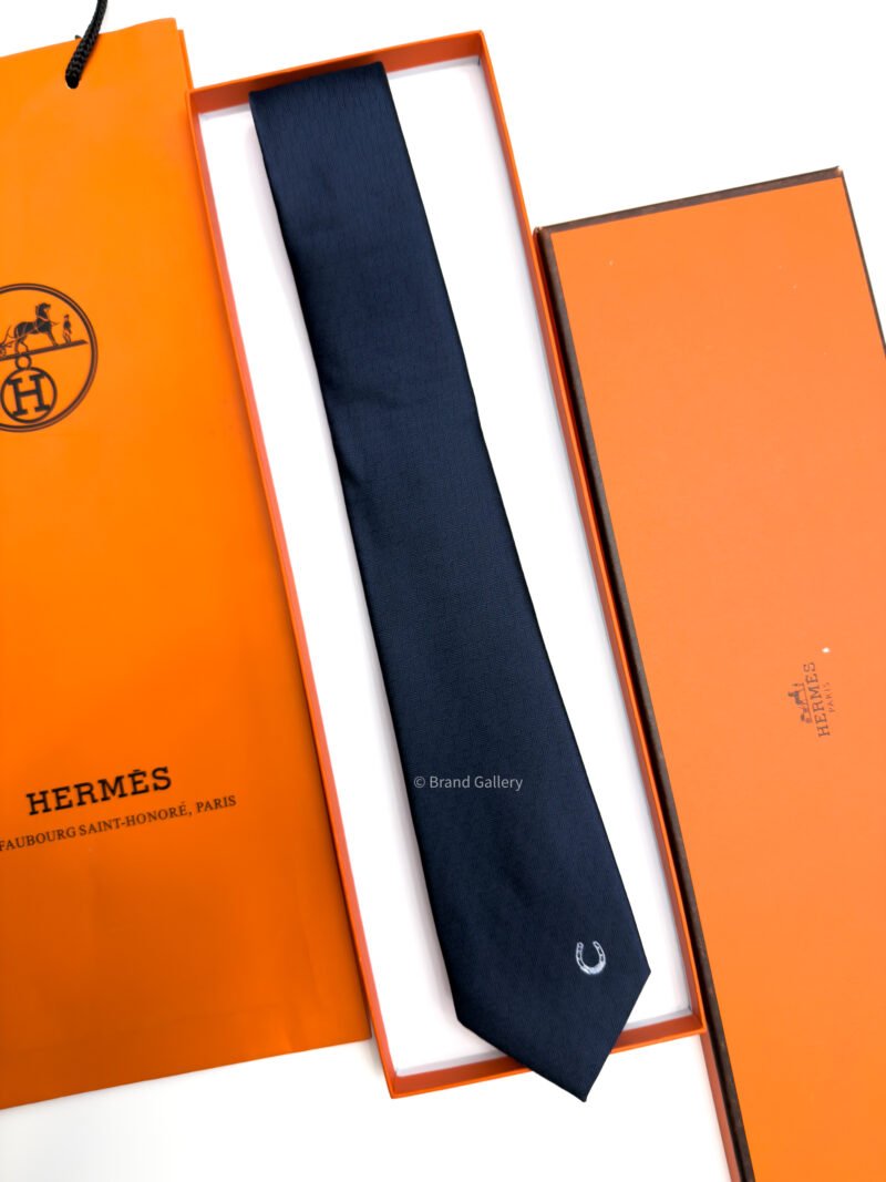 Hermes Navy PLAIN HORSESHOE SILK TIE
