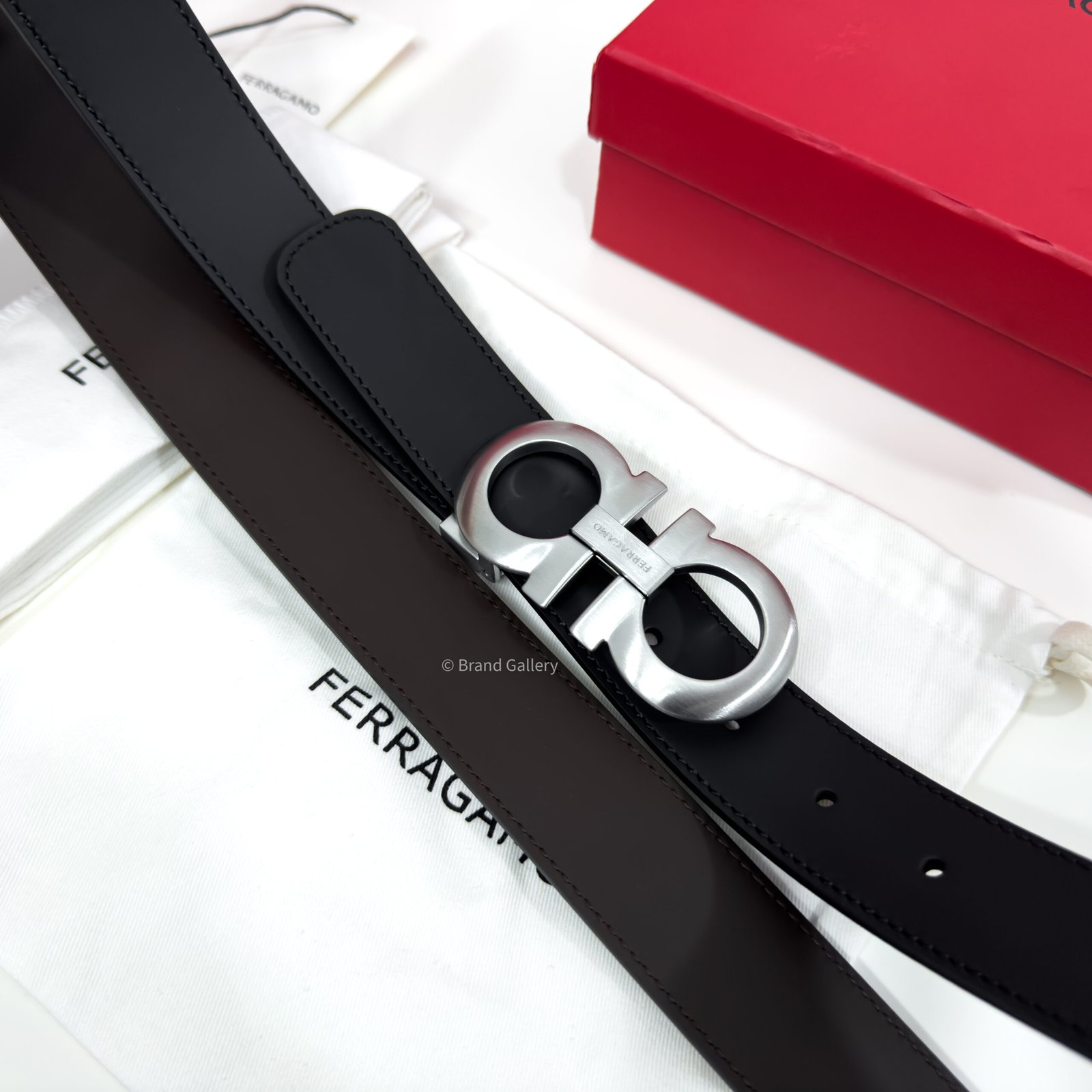 Ferragamo Gancini Black/Brown Reversible Leather Belt